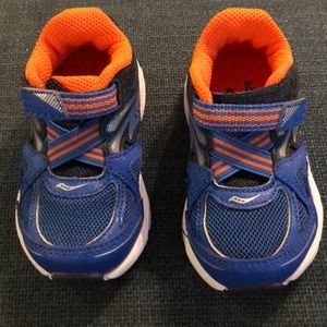 NWOT Toddler Saucony Sneakers
